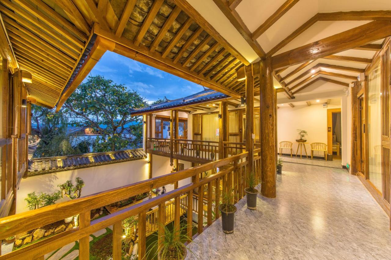 桐墅客栈 Lijiang Village House Exterior photo