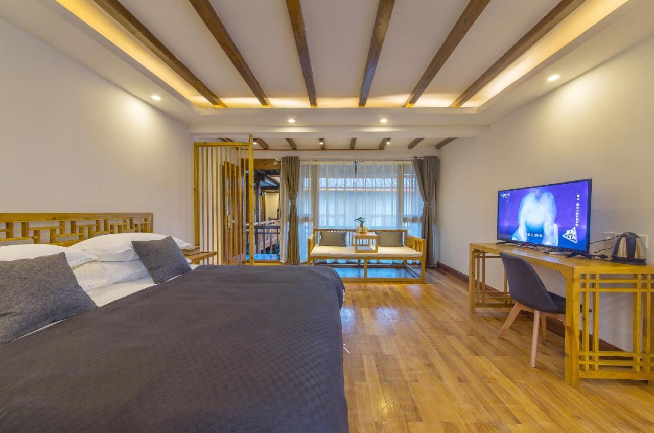 桐墅客栈 Lijiang Village House Exterior photo