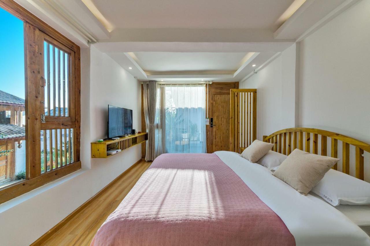 桐墅客栈 Lijiang Village House Exterior photo